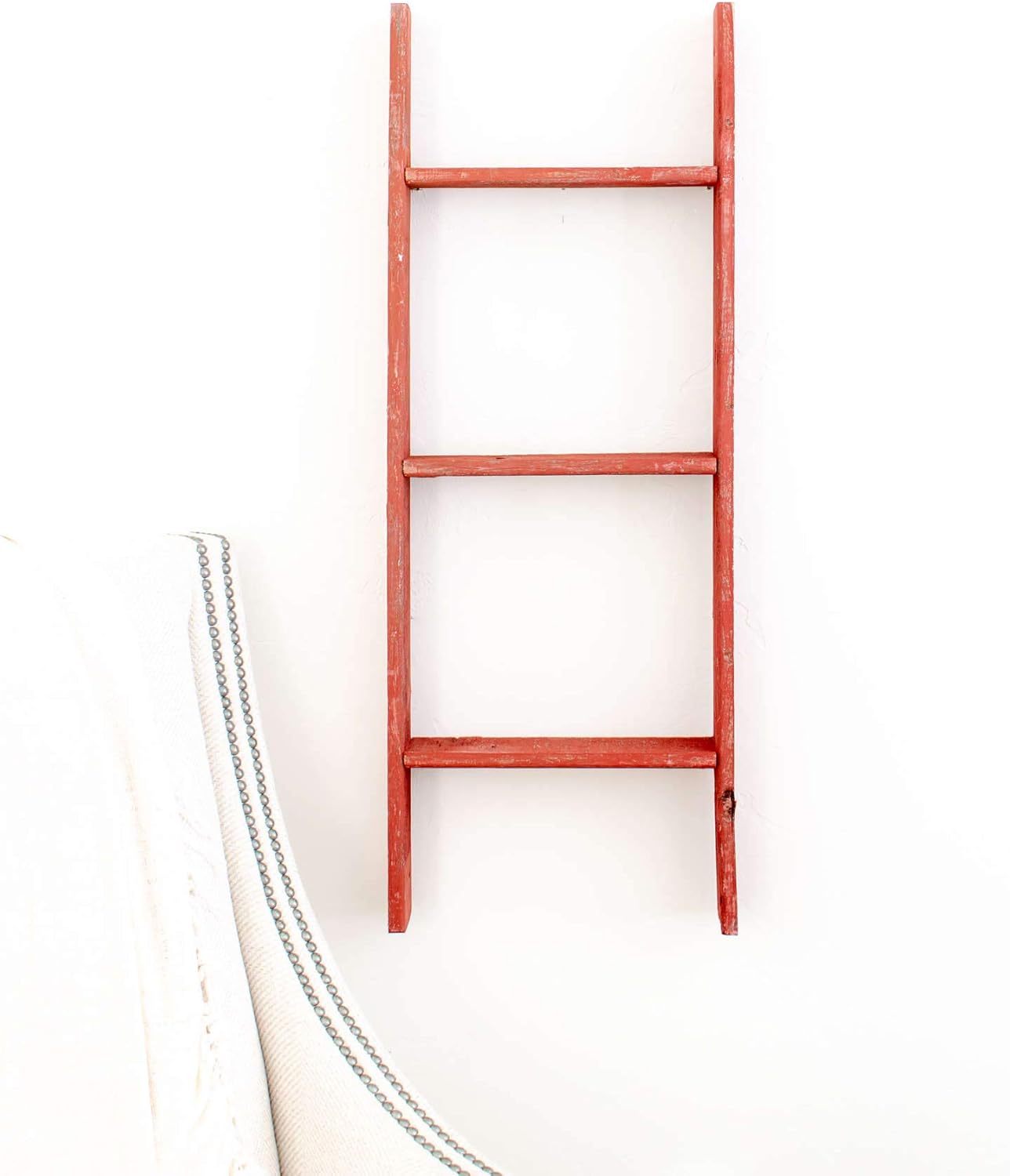 BARNWOODUSA Throw Blanket Ladder – Fully Assembled Reclaimed Wood – Rustic Decorative Ladder for Towels, Quilts– Perfect Farmhouse Decor for Bathroom, Porch, or Living Room,5' x 18" Weathered Gray