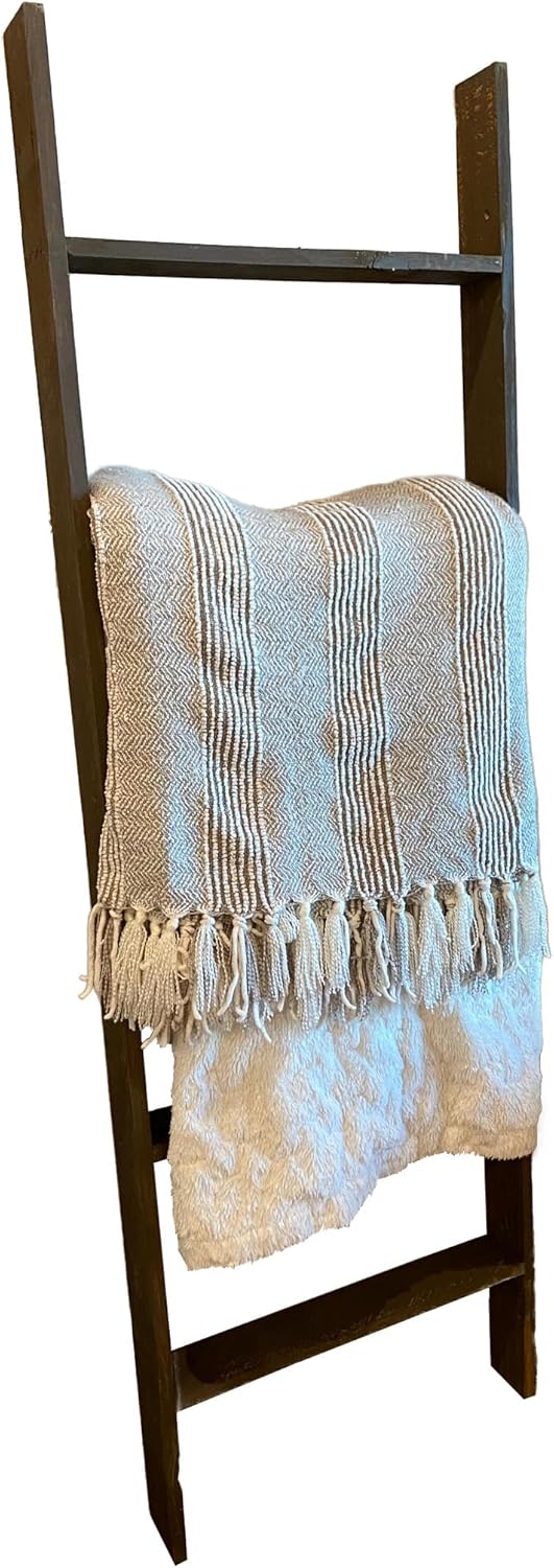 BARNWOODUSA Throw Blanket Ladder – Fully Assembled Reclaimed Wood – Rustic Decorative Ladder for Towels, Quilts– Perfect Farmhouse Decor for Bathroom, Porch, or Living Room,5' x 18" Weathered Gray